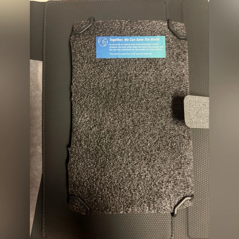 🆕🩶Solo Gray Universal Tablet Cover🩶